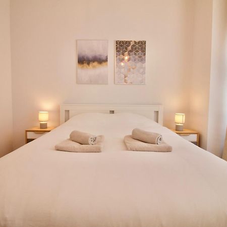 Heart Of Grand Place - Stunning 3Br Triplex Brussel Eksteriør bilde