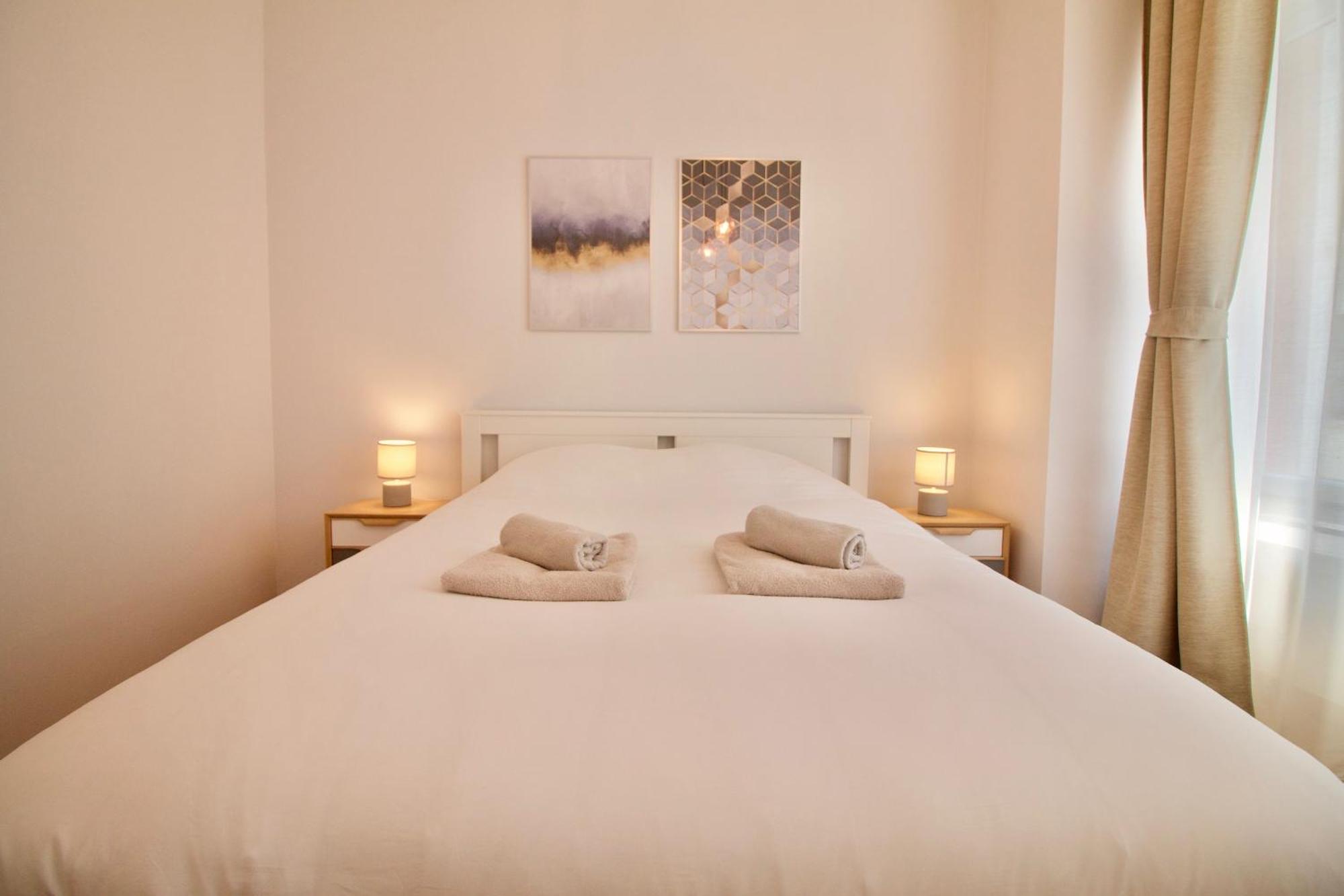 Heart Of Grand Place - Stunning 3Br Triplex Brussel Eksteriør bilde