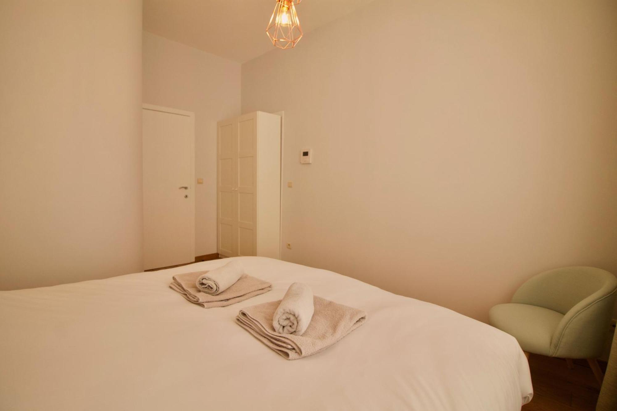 Heart Of Grand Place - Stunning 3Br Triplex Brussel Eksteriør bilde